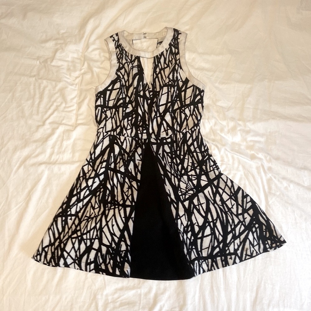adelyn rae Sz M Black & White Pattern Mini A Line Dress Work Cutout Classy Artsy